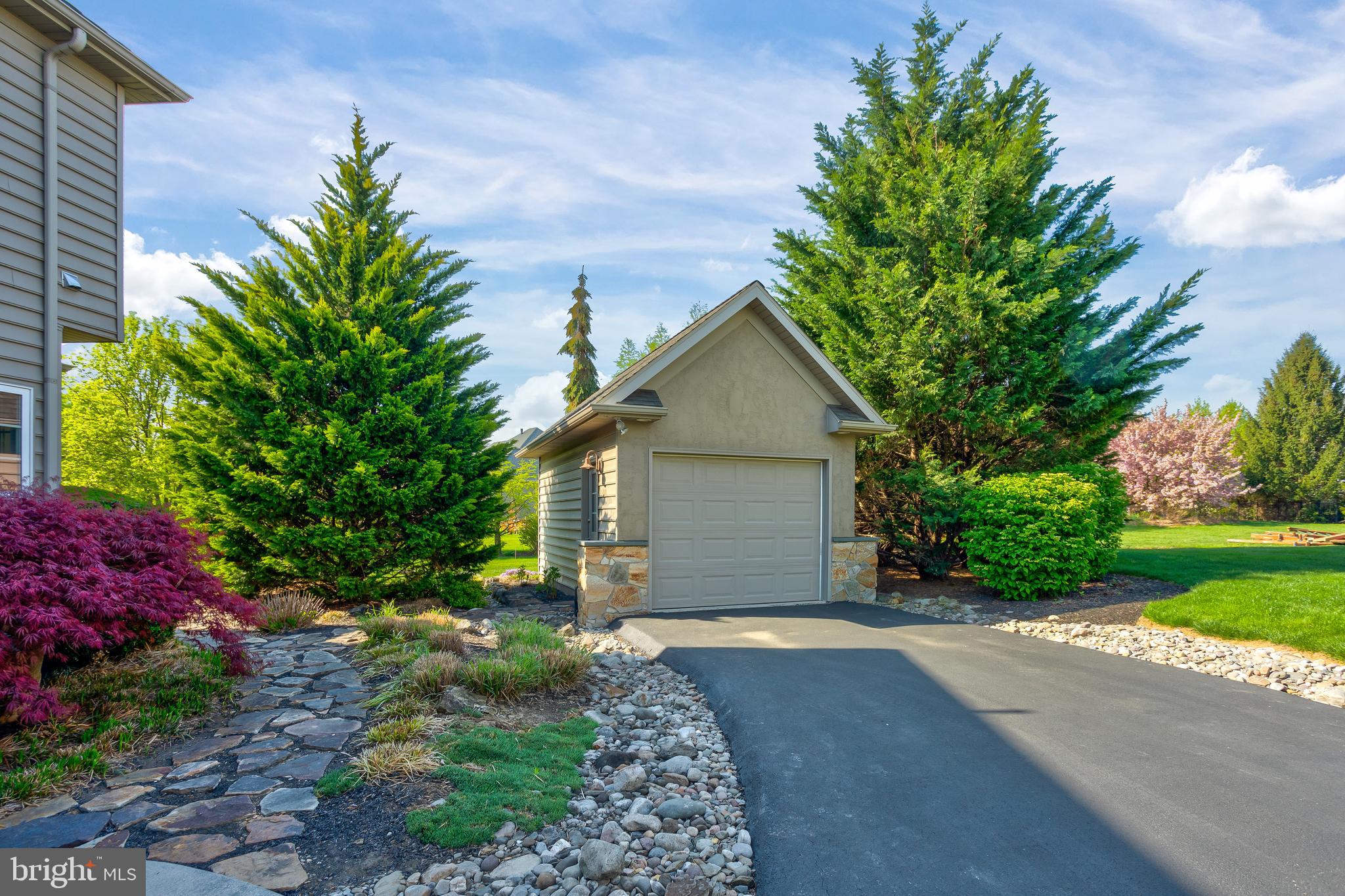 516 Snyder Road Lititz, PA 17543 - Photo 62 of 68 4 Car Heated Detached Garage