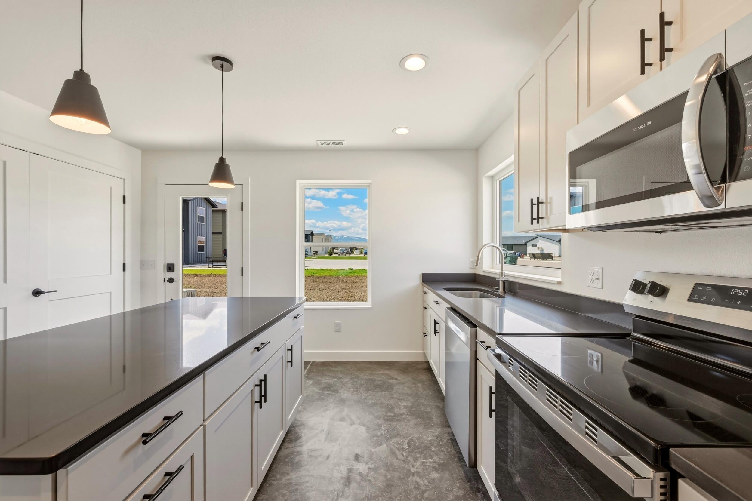 1402 Windsor Drive, Unit G Ranchester, WY 82839 - Photo 12 of 33 1402 windsor 58