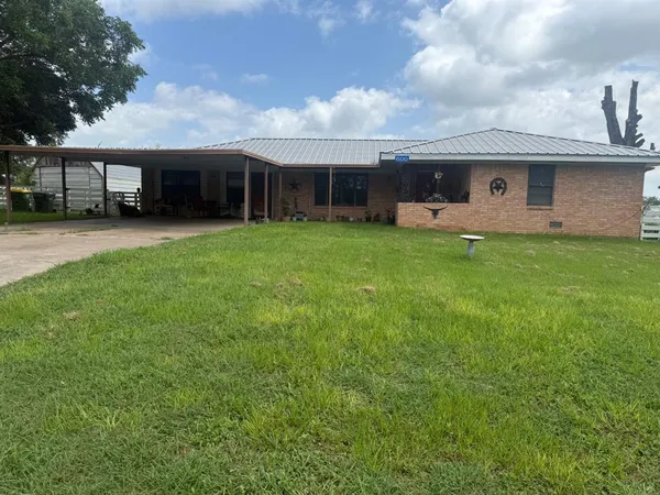 $199,999 | 600 West Washington Street, Kosse, TX 76653