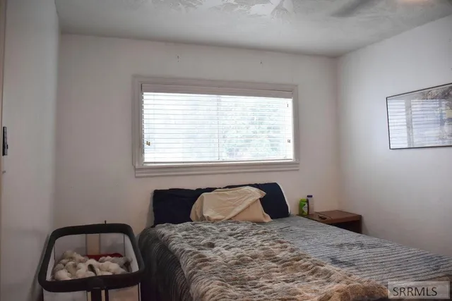 $265,000 | 393 West Pine Street, Shelley, ID 83274