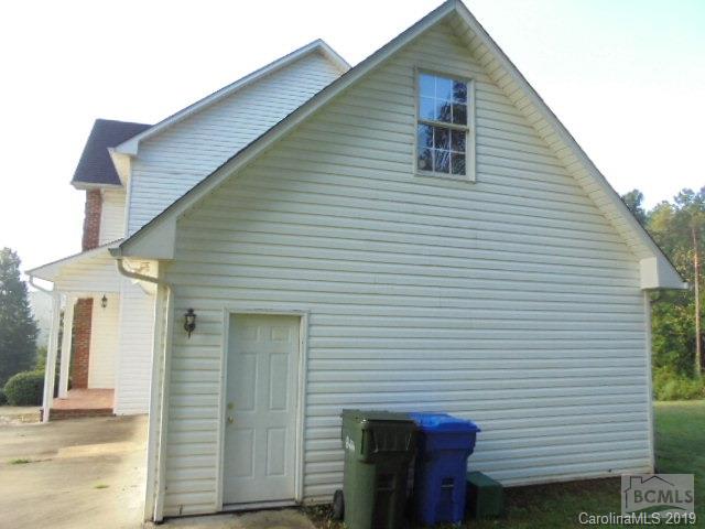 301 General Griffith Circle Rutherfordton, NC 28139 - Photo 14 of 17 a view of a small house