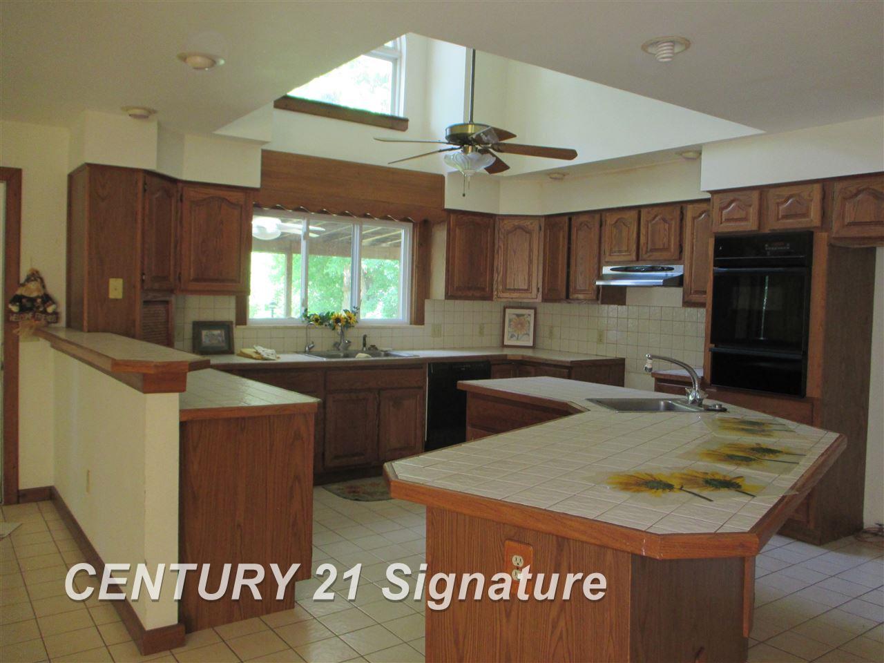 5315 Flushing Road Flushing, MI 48433 - Photo 12 of 23