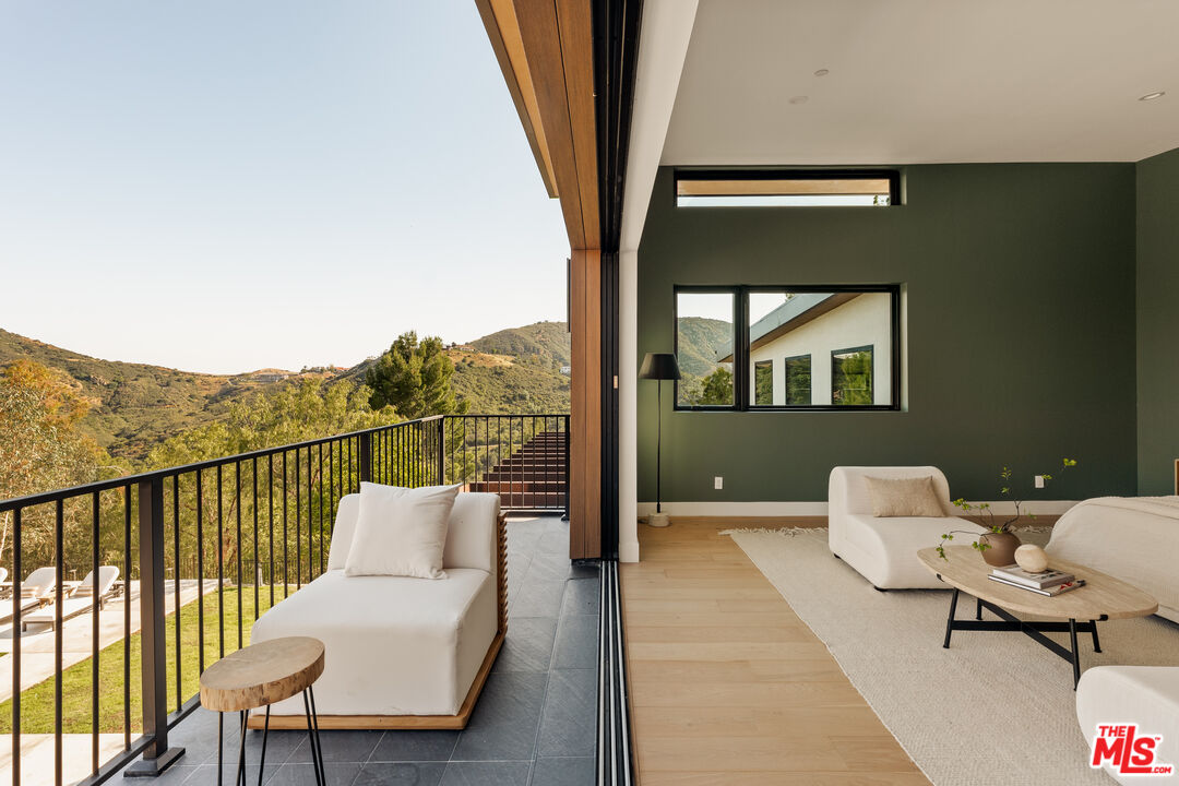 38 Dapplegray Road Bell Canyon, CA 91307 - Photo 21 of 36