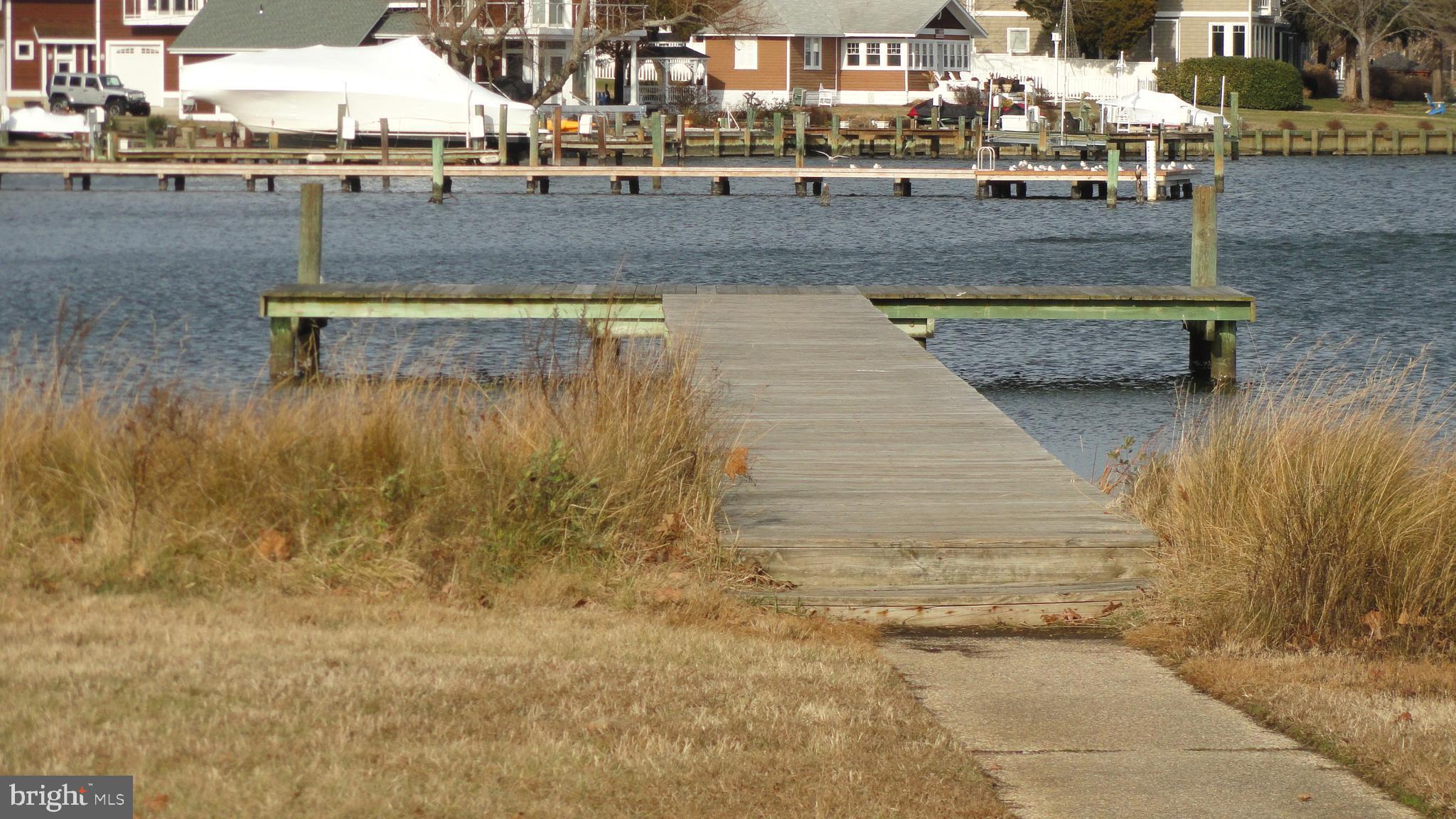 1906 Shore Drive Edgewater, MD 21037 - Photo 20 of 21 Fishing/Crabbing Piers