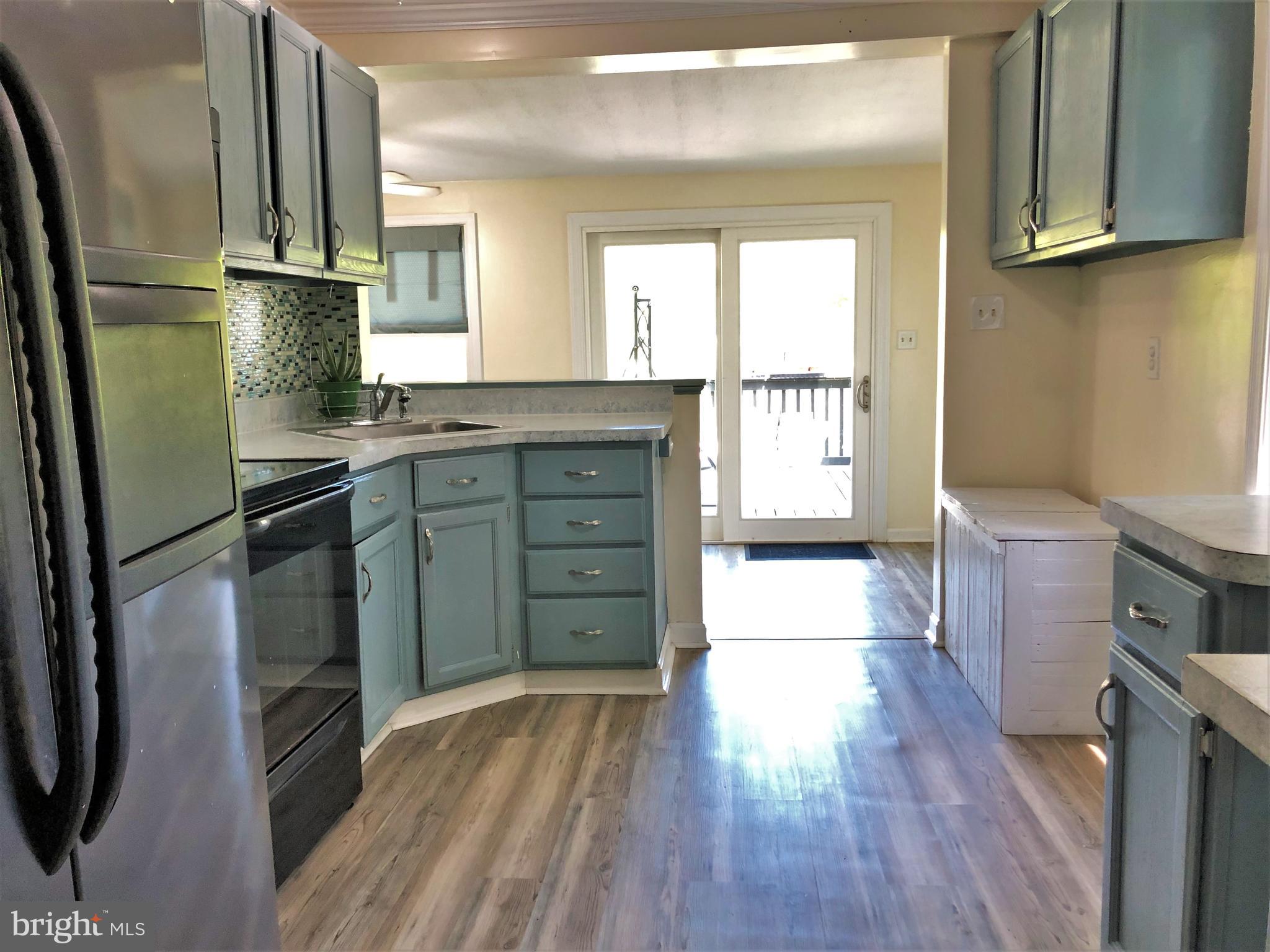 1906 Shore Drive Edgewater, MD 21037 - Photo 6 of 21 Kitchen