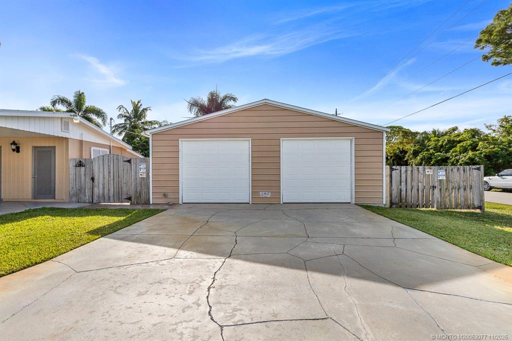 3194 Jefferson Street Stuart, FL 34997 - Photo 30 of 51