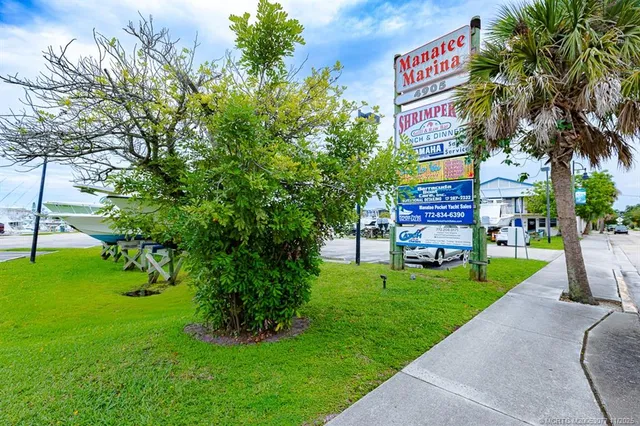 $475,000 | 3194 Jefferson Street, Stuart, FL 34997