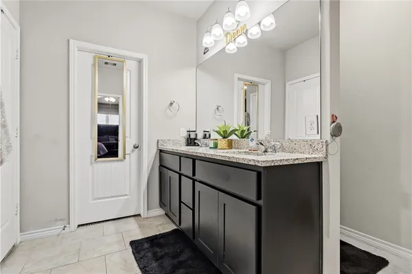 $299,900 | 2009 Chief Street, Bryan, TX 77807