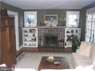 51 Decatur Road Havertown, PA 19083 - Photo 2 of 4