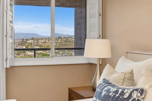 $1,395,000 | 1200 Harbor Drive, Unit 15B, Oceanside, CA 92054