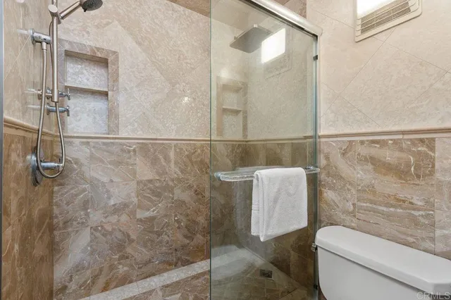 $1,395,000 | 1200 Harbor Drive, Unit 15B, Oceanside, CA 92054