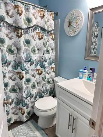 $1,100 | 1801 Fire Avenue, Medford, NY 11763