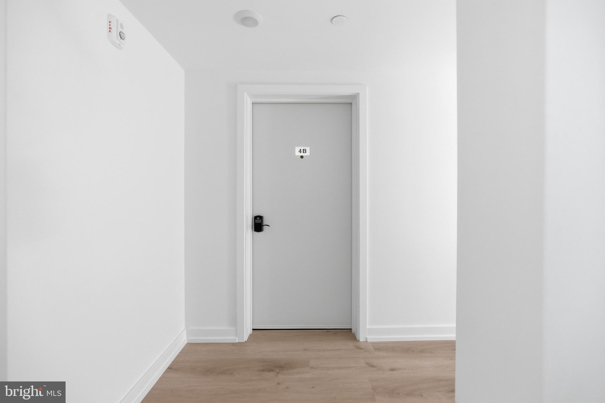 209 New Street, Unit 4B Philadelphia, PA 19106 - Photo 2 of 21
