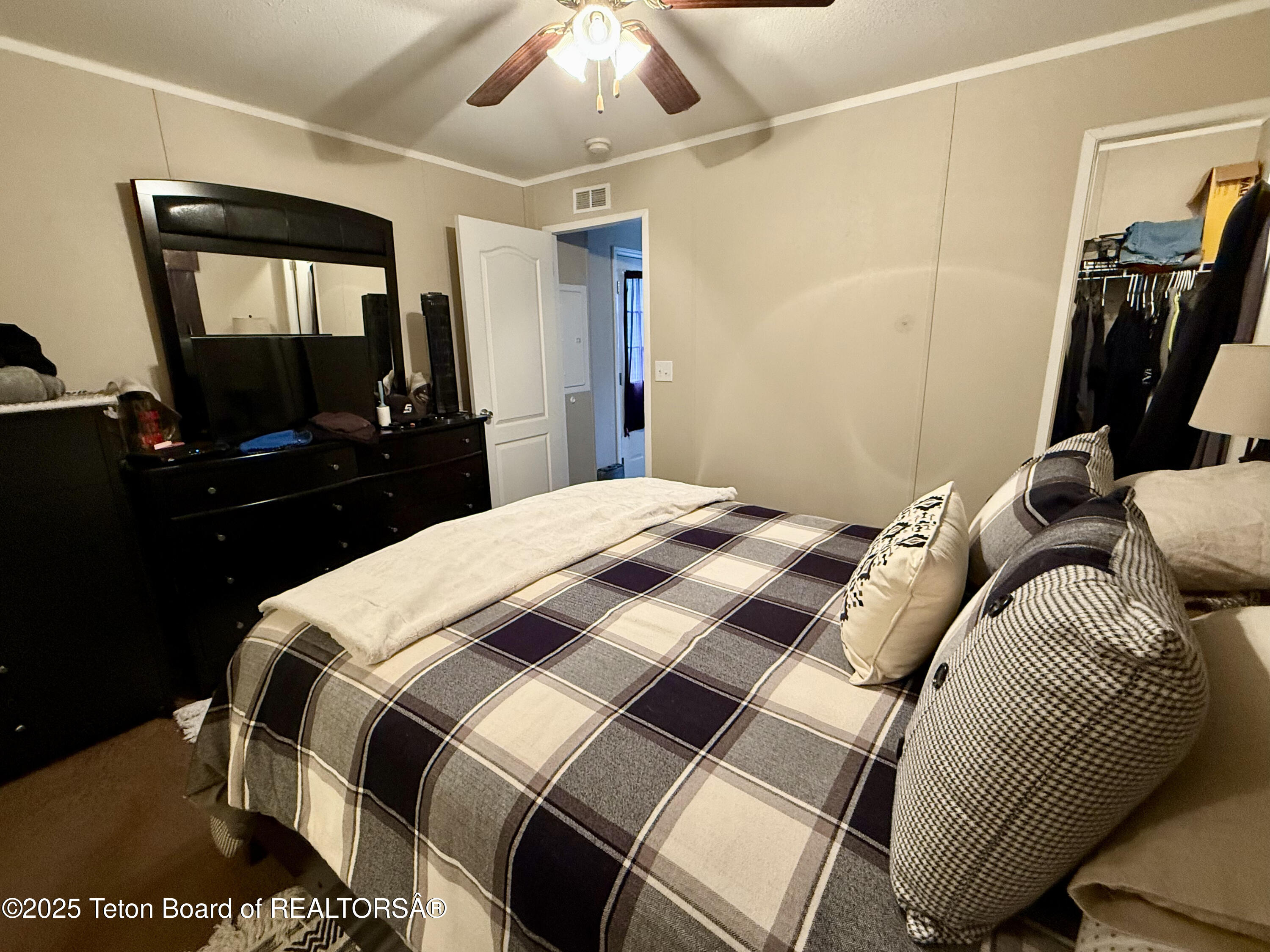 7250 Highway 89, Unit 4 Jackson, WY 83001 - Photo 8 of 13 Master Bedroom