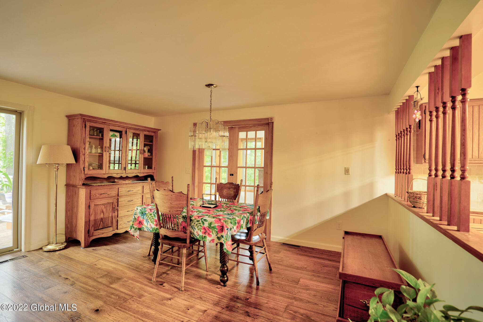 17 Anchor Drive Halfmoon, NY 12188 - Photo 12 of 41 17 anchor din rm