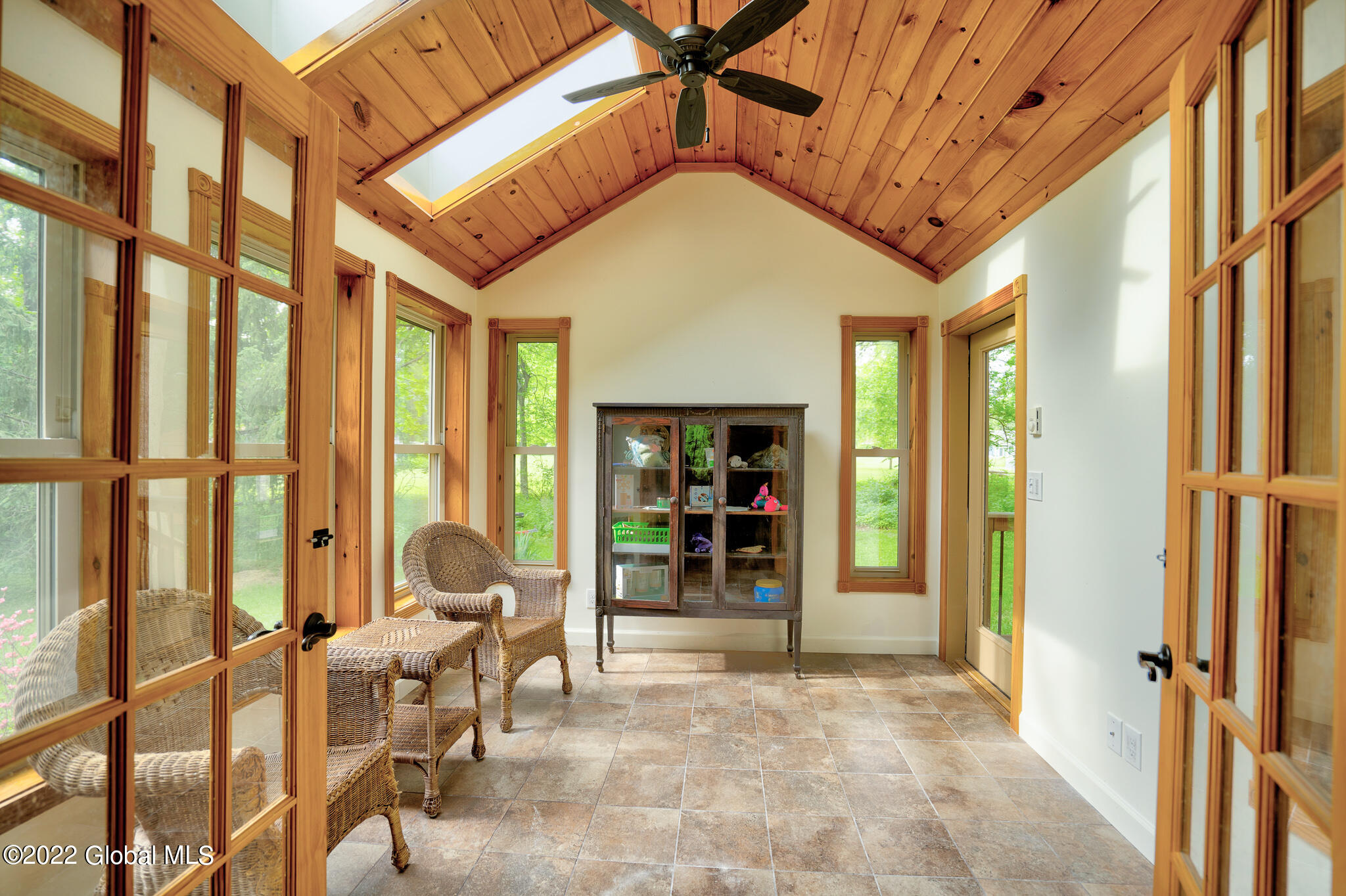 17 Anchor Drive Halfmoon, NY 12188 - Photo 17 of 41 17 anchor sunroom