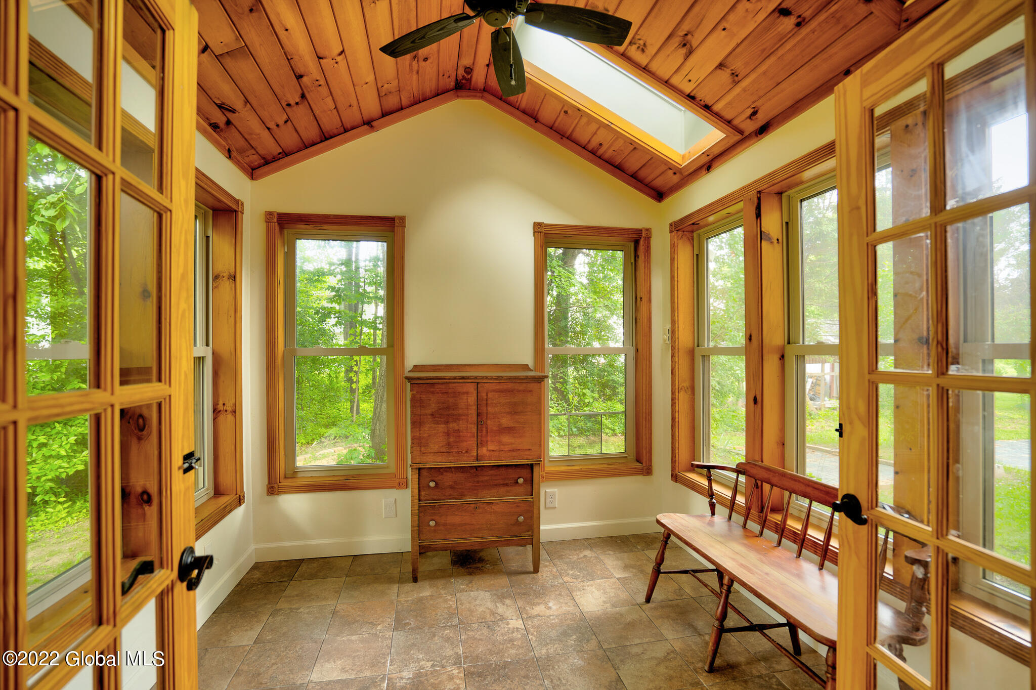 17 Anchor Drive Halfmoon, NY 12188 - Photo 18 of 41 17 anchor sunrm