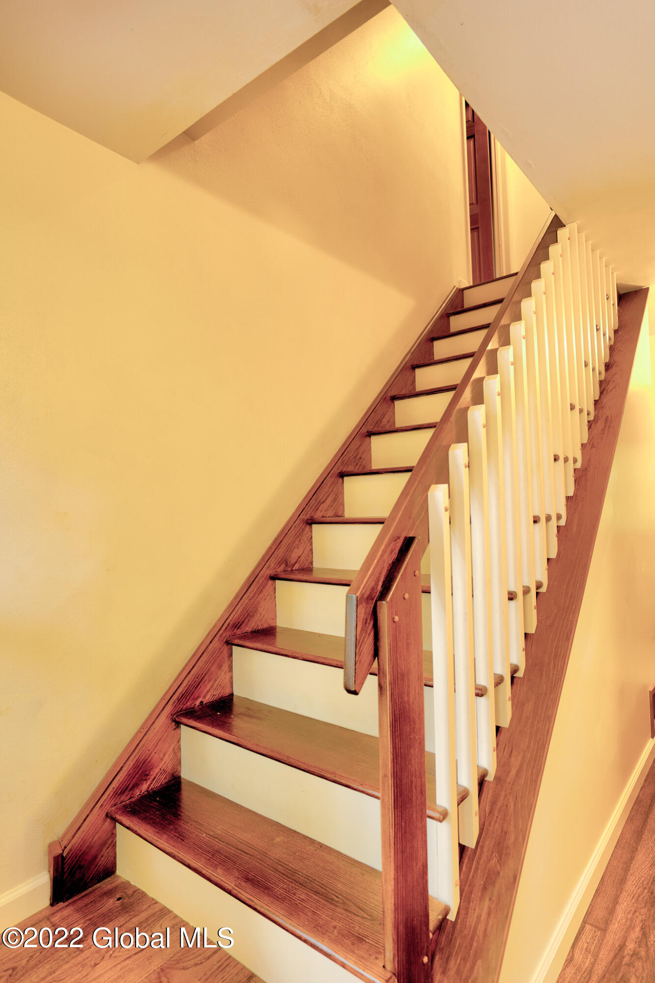 17 Anchor Drive Halfmoon, NY 12188 - Photo 24 of 41 17 anchor stairs2