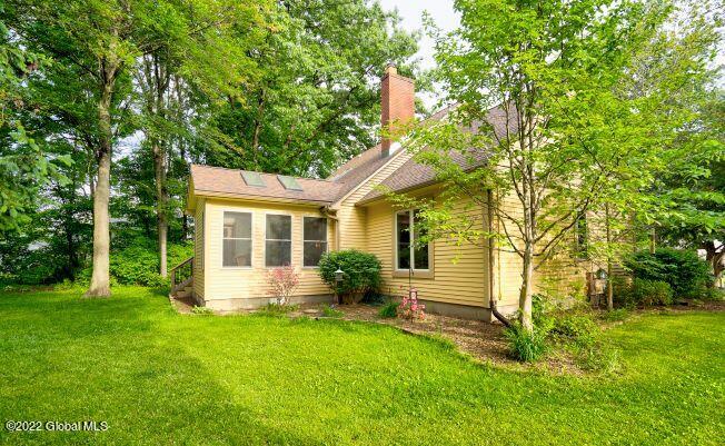 17 Anchor Drive Halfmoon, NY 12188 - Photo 38 of 41 17 anchor side sun porch
