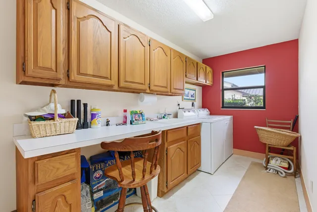 $650,000 | 5081 Southeast Burning Tree Circle, Stuart, FL 34997