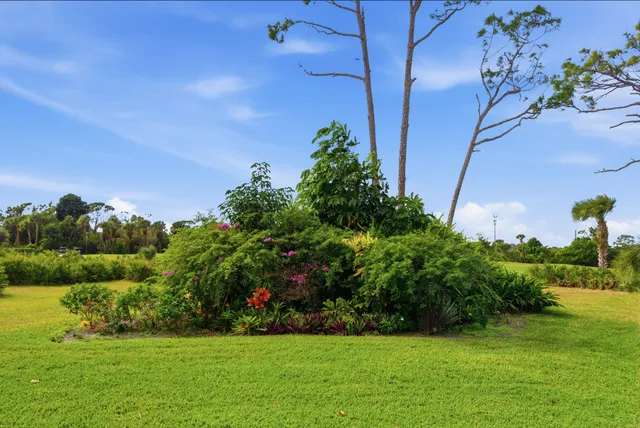 $650,000 | 5081 Southeast Burning Tree Circle, Stuart, FL 34997