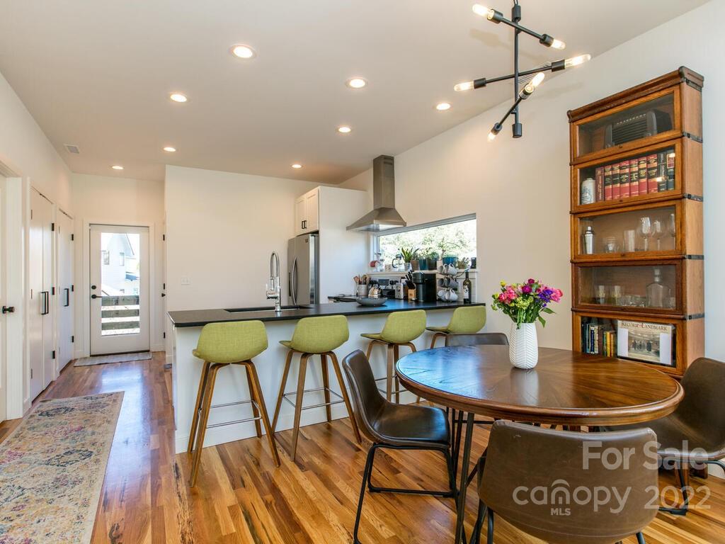 54 Busbee View Road Asheville, NC 28803 - Photo 15 of 35 Gallery Image 15