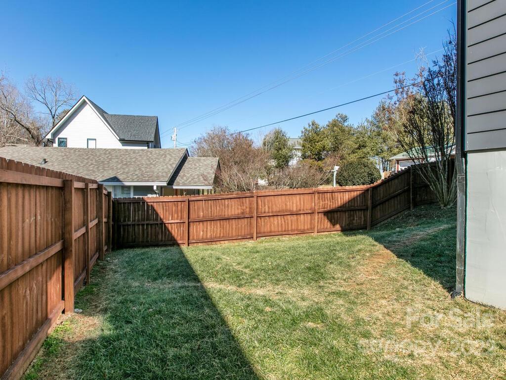54 Busbee View Road Asheville, NC 28803 - Photo 34 of 35 Gallery Image 34