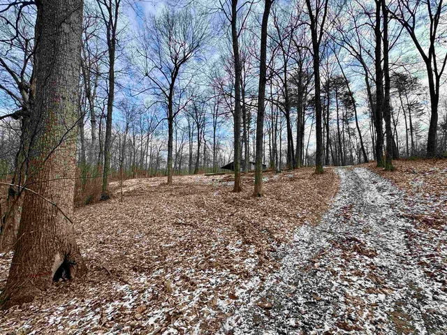 $424,900 | 9202 East Garrison Hollow Road, Salem, IN 47167