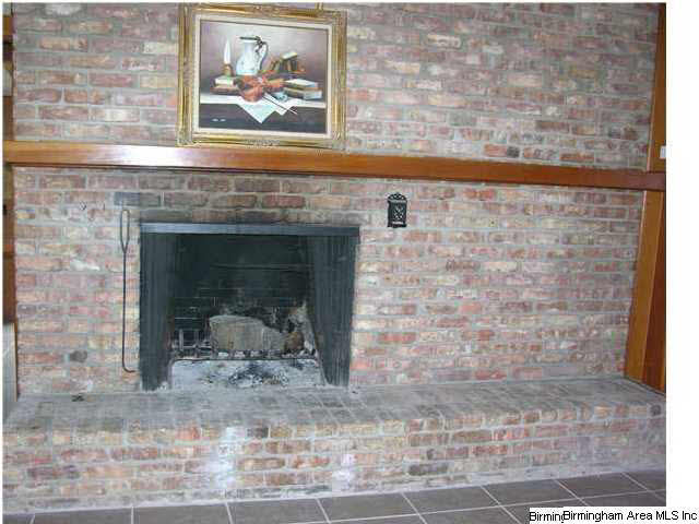 3965 Hilltop Road Southeast Bessemer, AL 35022 - Photo 13 of 22