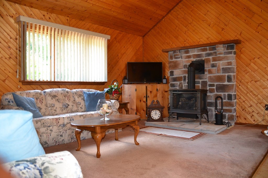 2115 Risbon Road Saxton, PA 16678 - Photo 10 of 20 Gallery Image 10