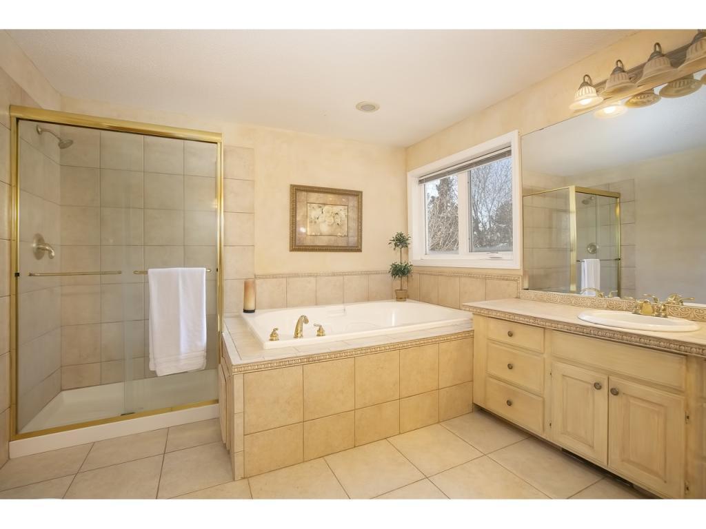 8918 Gould Road Eden Prairie, MN 55347 - Photo 14 of 29