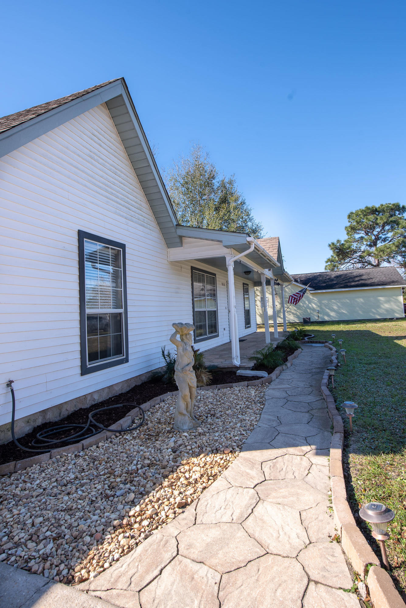 8537 Misty Ridge Lane Navarre, FL 32566 - Photo 6 of 41 Gallery Image 6