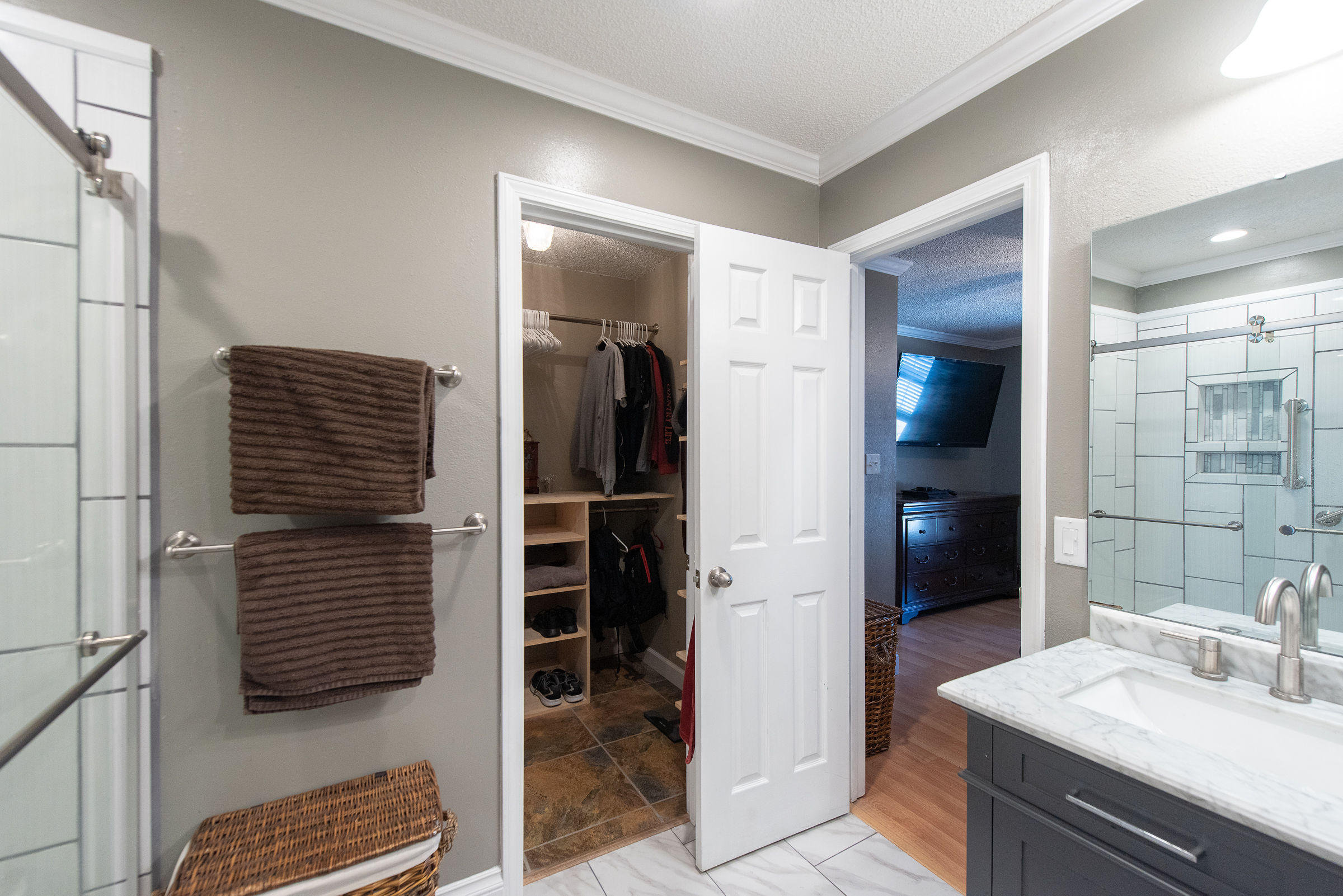 8537 Misty Ridge Lane Navarre, FL 32566 - Photo 8 of 41 Gallery Image 8