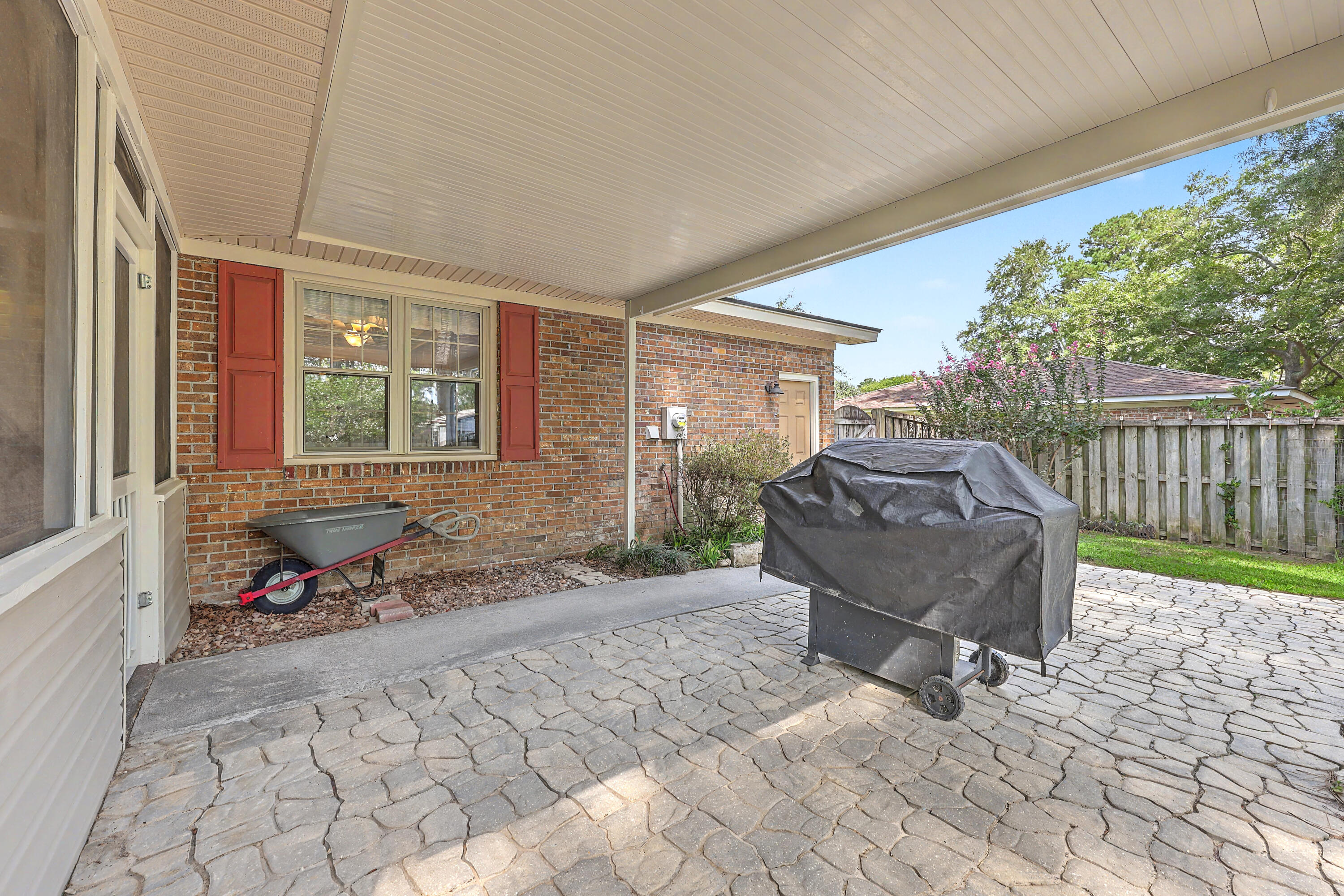 131 Foxborough Road Goose Creek, SC 29445 - Photo 28 of 41 Covered patio
