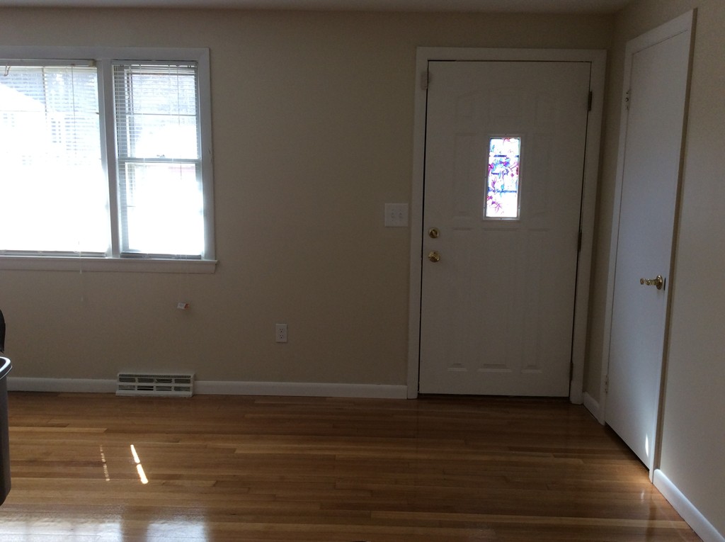 206 Mallowhill Road Springfield, MA 01129 - Photo 14 of 18