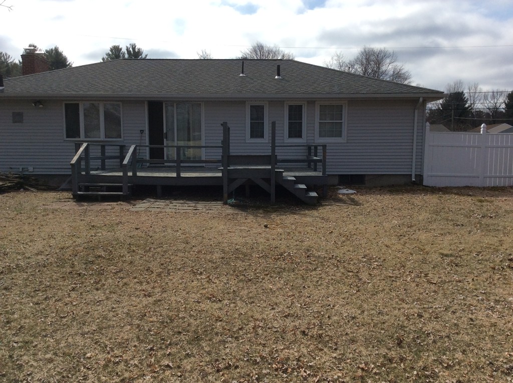206 Mallowhill Road Springfield, MA 01129 - Photo 6 of 18