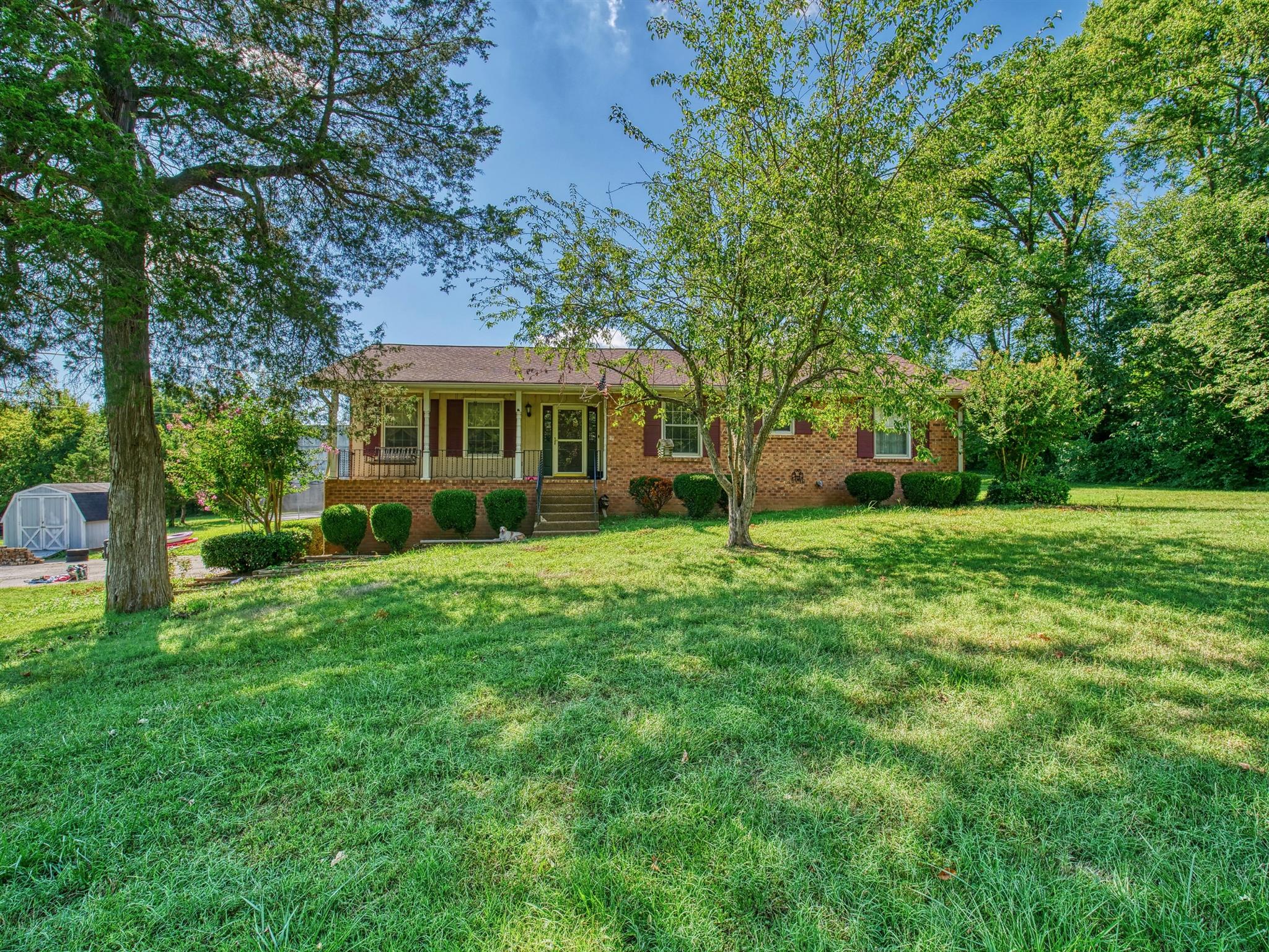745 East Campbell Road Madison, TN 37115 - Photo 1 of 19 Gallery Image 1
