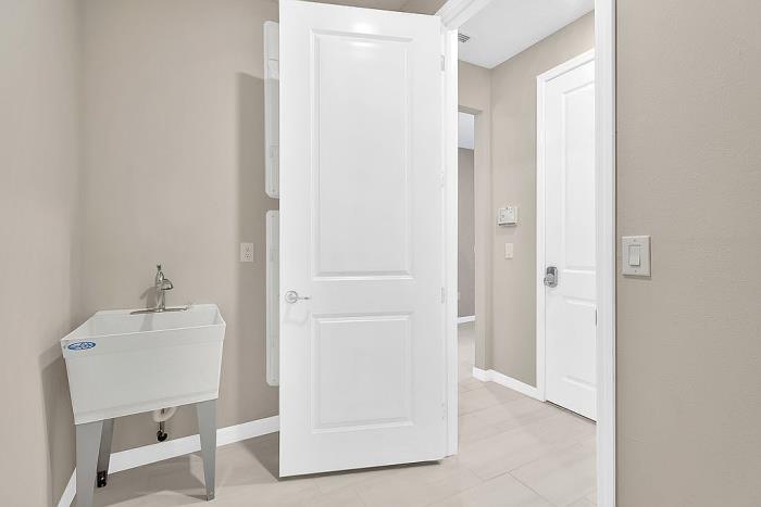 9107 Rally Spring Loop Wesley Chapel, FL 33543 - Photo 14 of 63