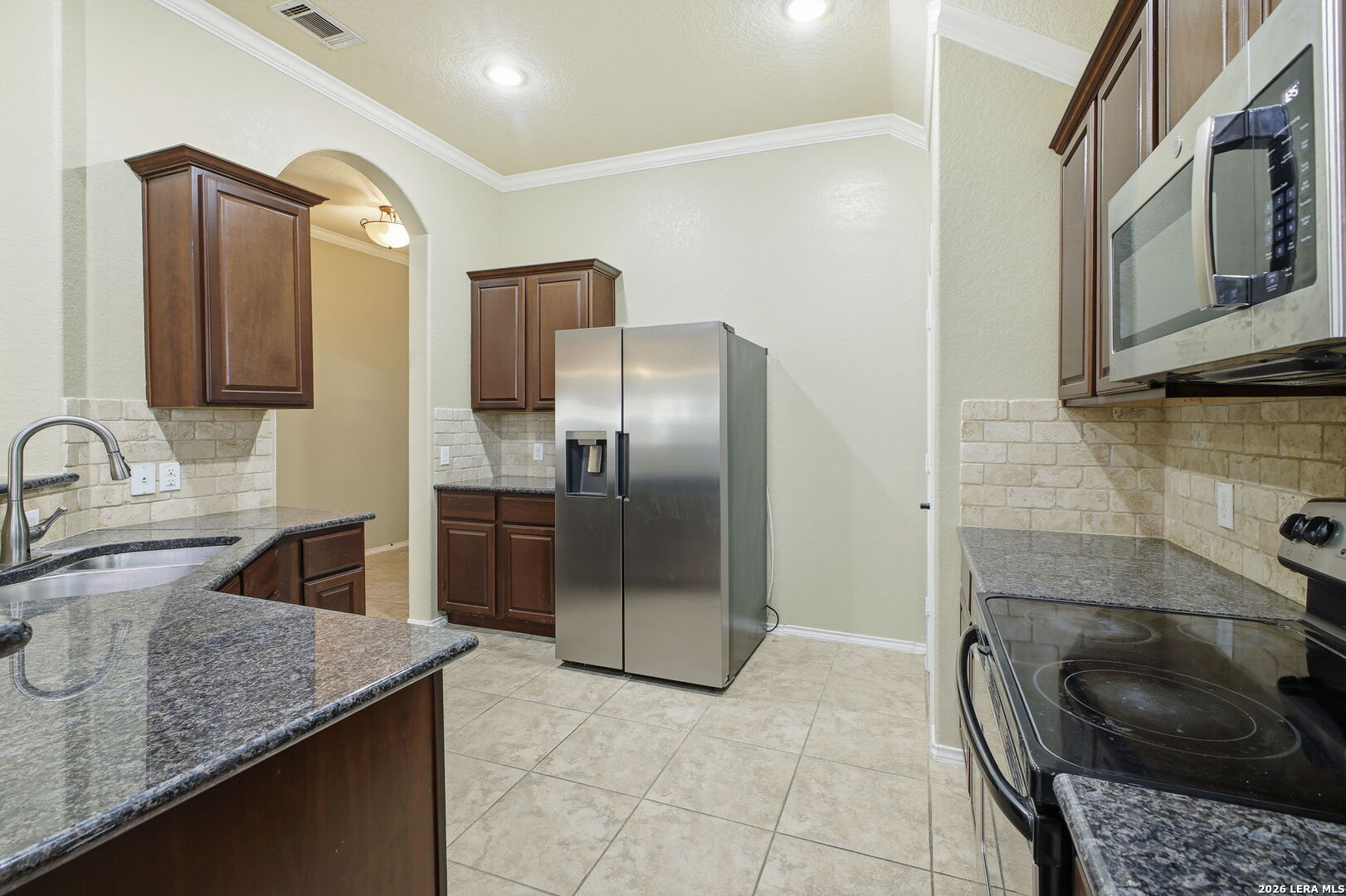 205 Rawhide Way Cibolo, TX 78108 - Photo 12 of 31