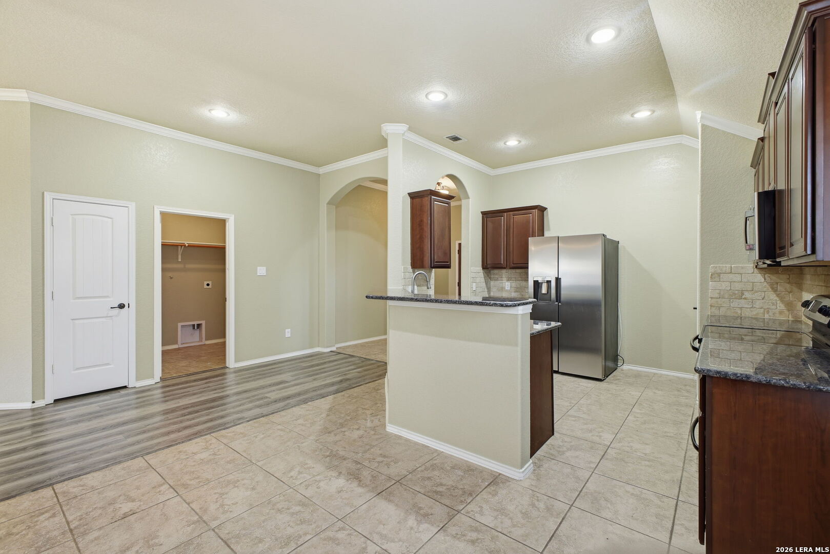 205 Rawhide Way Cibolo, TX 78108 - Photo 10 of 31