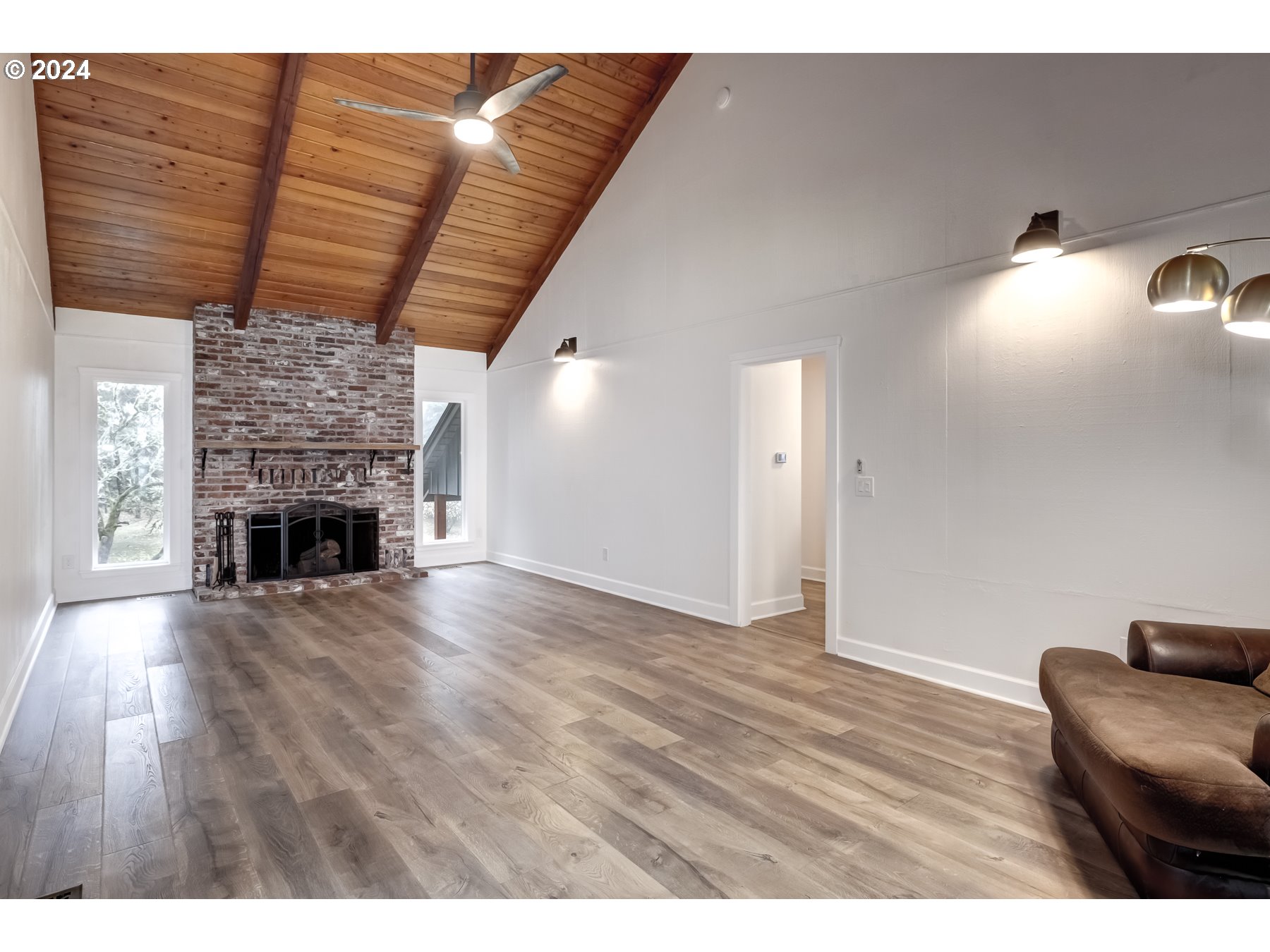 25799 Northwest Green Mountain Road Banks, OR 97106 - Photo 14 of 46 Living Room