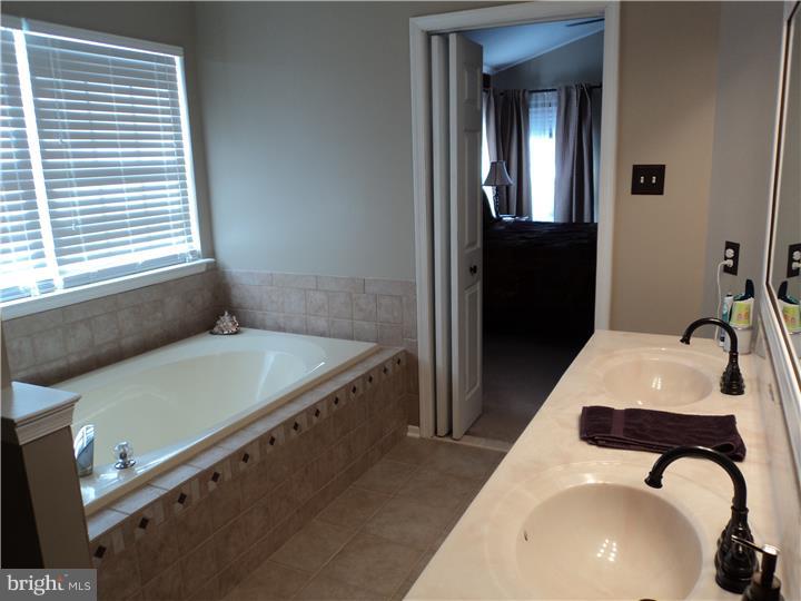 2355 Edge Hill Road Huntingdon Valley, PA 19006 - Photo 17 of 25 Gallery Image 17