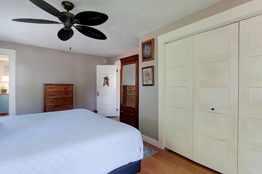 211 Main Street Townsend, MA 01469 - Photo 15 of 32