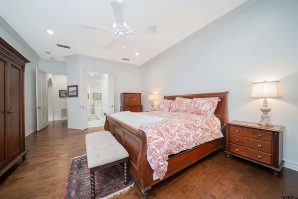 $889,000 | 1206 Secluded Lane, Longview, TX 75604
