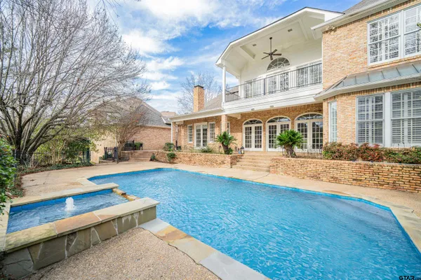 $889,000 | 1206 Secluded Lane, Longview, TX 75604