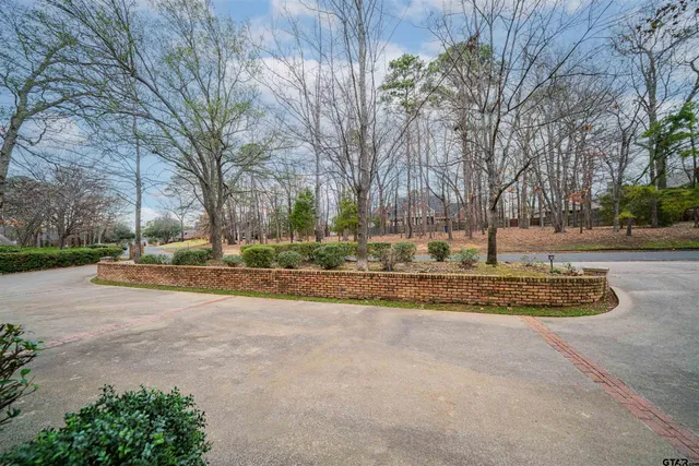 $899,000 | 1206 Secluded Lane, Longview, TX 75604