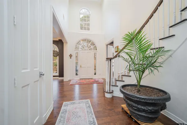 $889,000 | 1206 Secluded Lane, Longview, TX 75604