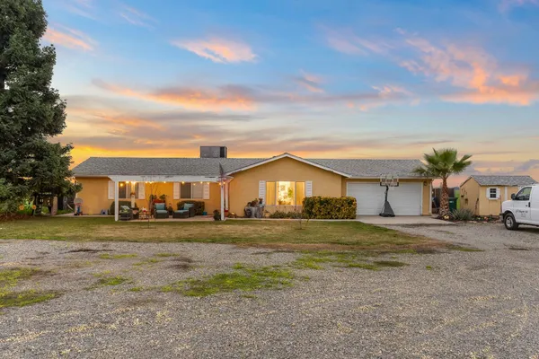 $1,099,000 | 4449 South Clausen Road, Le Grand, CA 95333