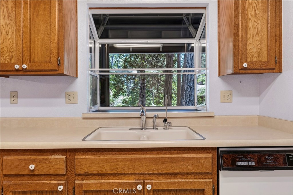 15383 Forest Ranch Way Forest Ranch, CA 95942 - Photo 10 of 29