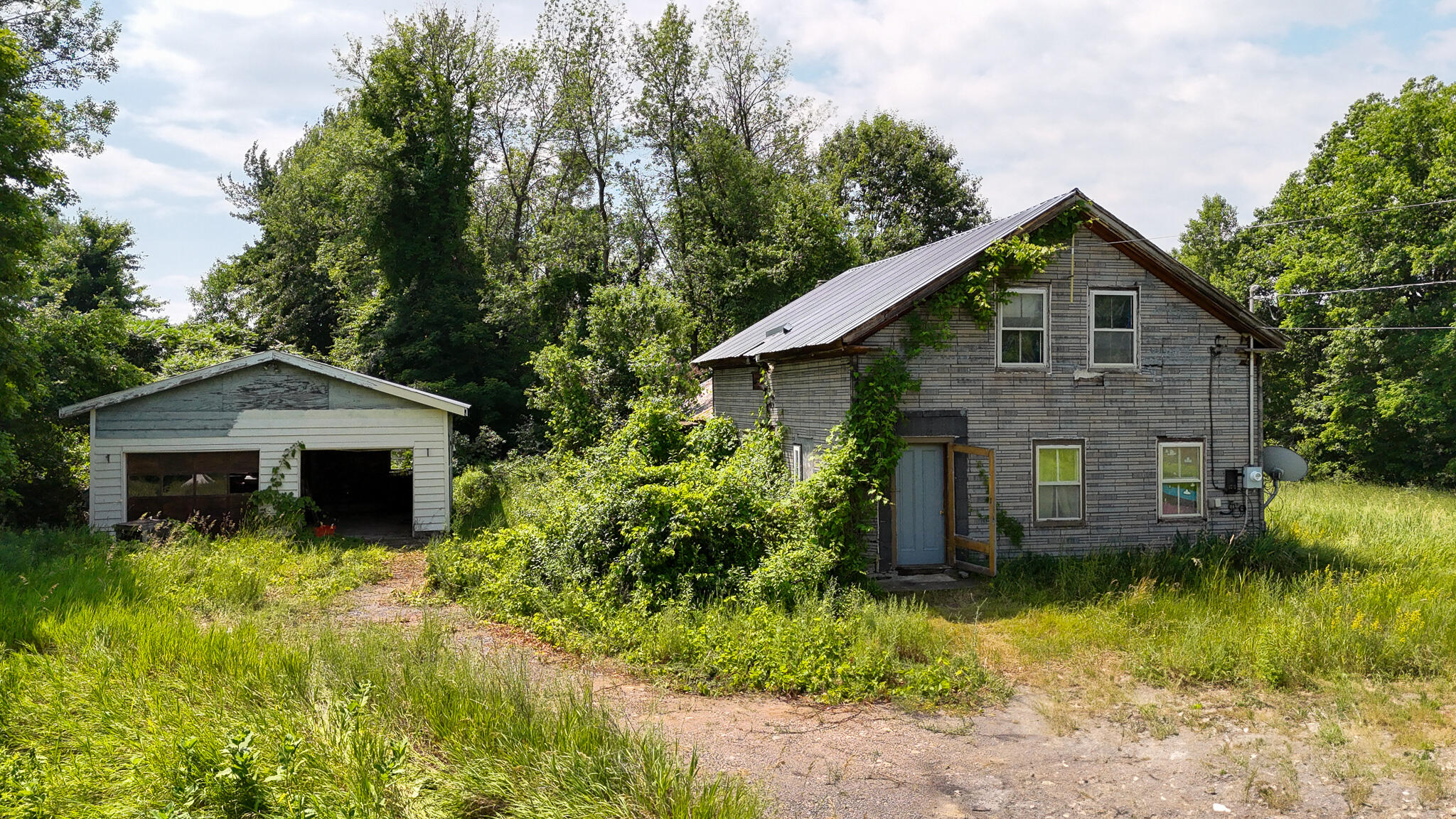 135 Reservoir Road Peru, NY 12972 - Photo 3 of 45